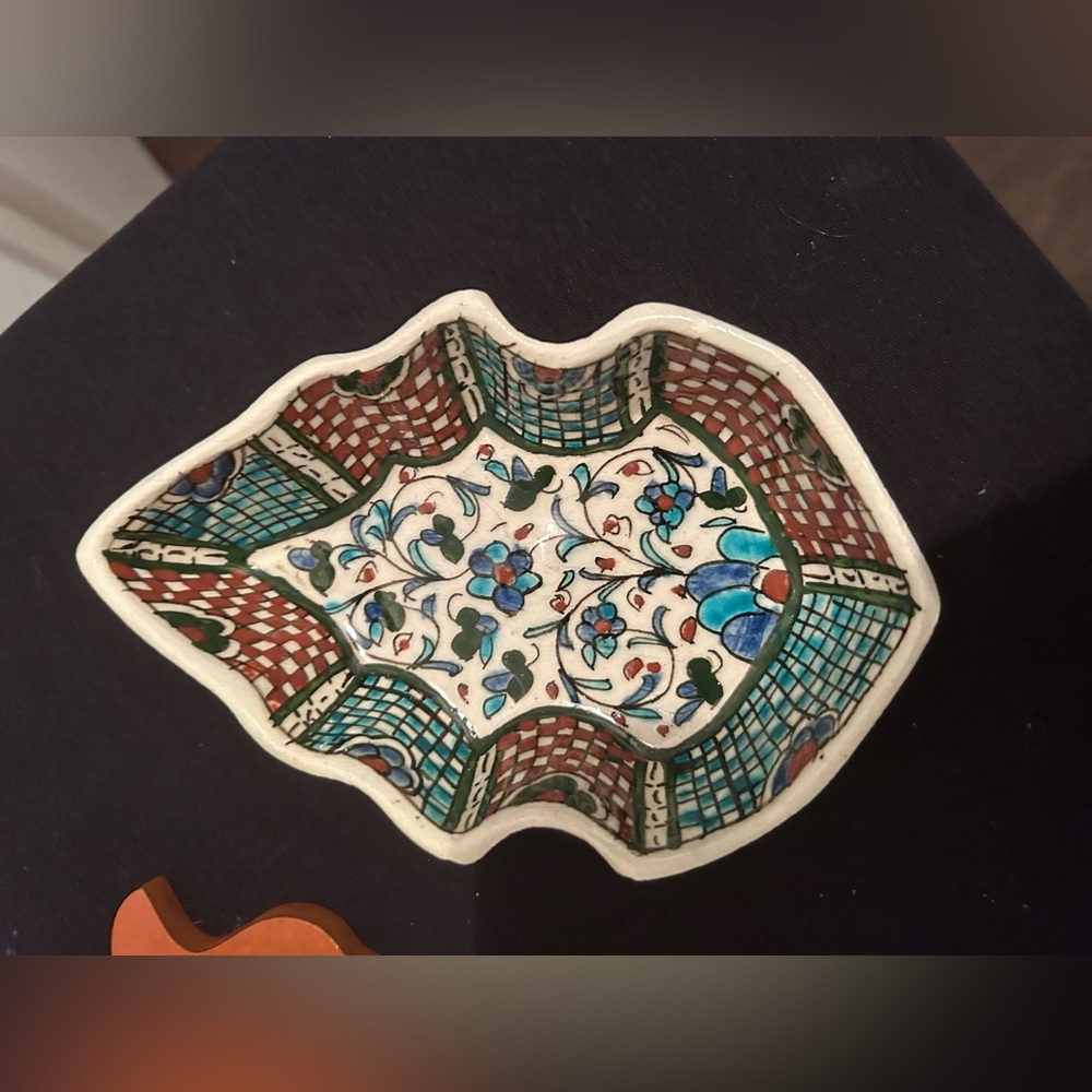 Antique Ottoman Iznik Kutahya leaf. Turkey/ Turkish Art
